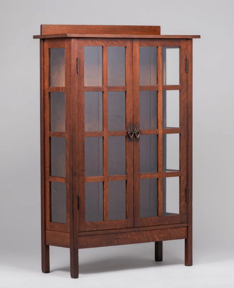 Gustav Stickley #820 China Cabinet