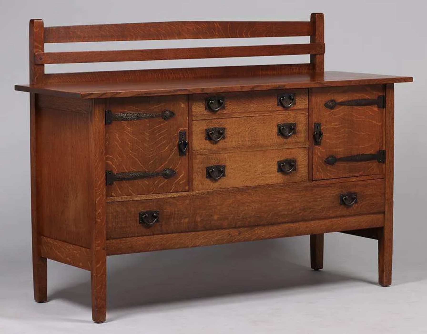 Gustav Stickley Strap-hinge Sideboard #814